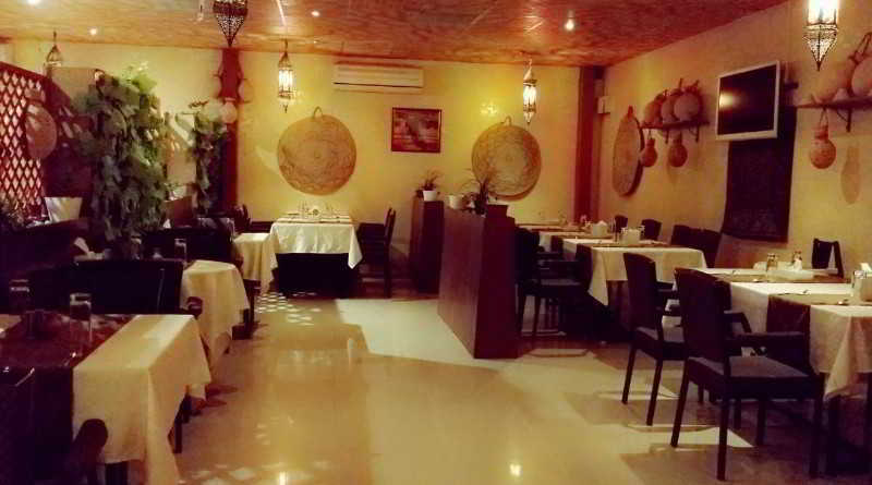 Mutrah Hotel Muskat Bagian luar foto