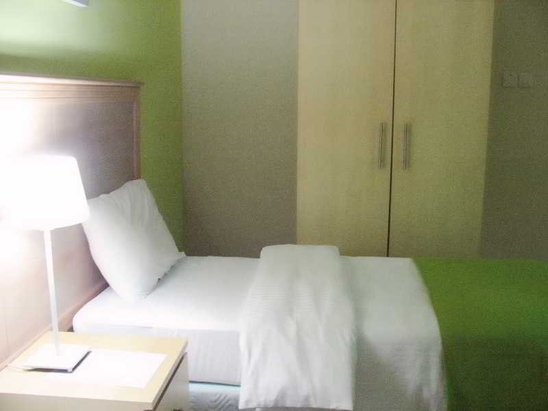 Mutrah Hotel Muskat Bagian luar foto