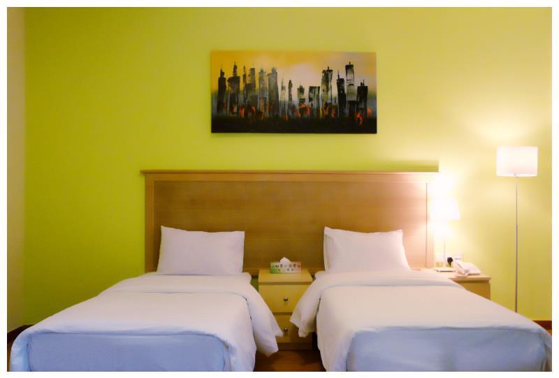 Mutrah Hotel Muskat Bagian luar foto
